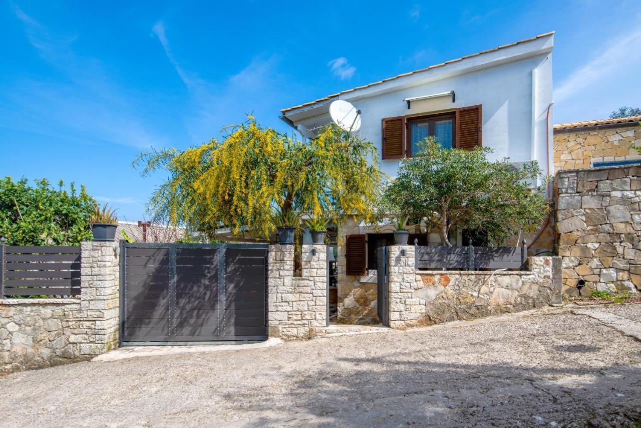 Hara Luxury House Villa Гайос Екстериор снимка